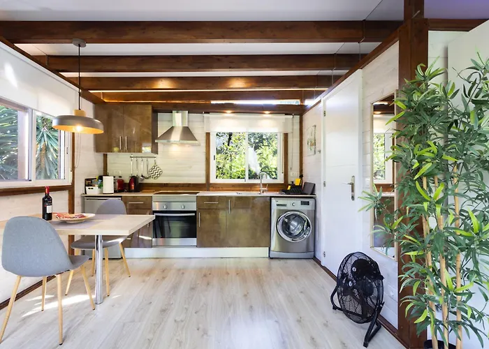 Home2book Modern Strelitzia, Peace Retreat شقة لا أوروتافا