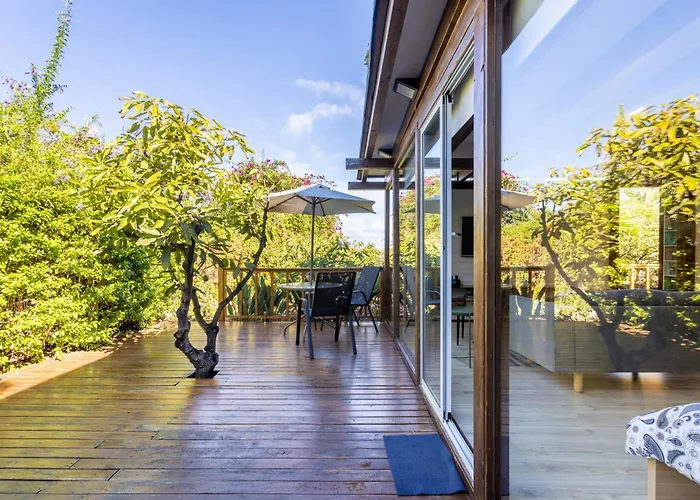 Home2book Modern Strelitzia, Peace Retreat *